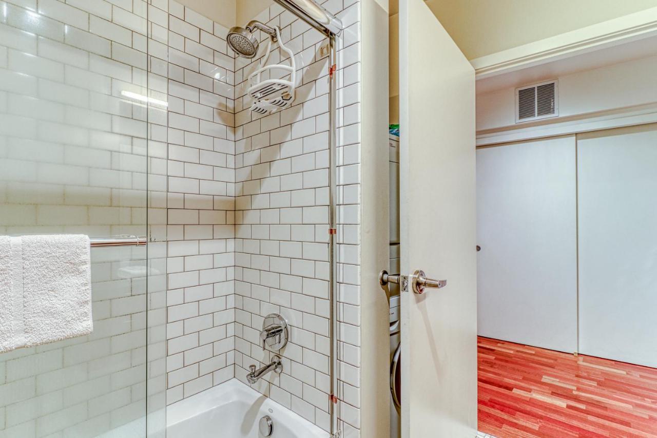 Отель Oak Street Lofts Худ-Ривер Экстерьер фото